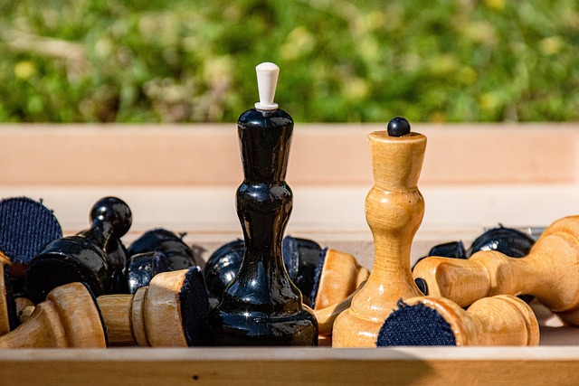 结合目前英 结合目前英