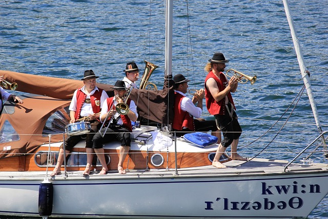 竞争激烈中 竞争激烈中